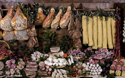 scuola di salumi umbria esperienze uniche sorprendimi umbria pacchetti umbria con escursioni uniche