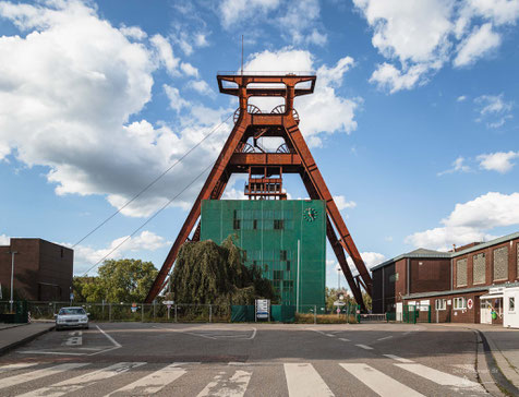 Fördergerüst und Schachthalle der Zeche Pluto Schacht 3 in Herne im Ruhrgebiet