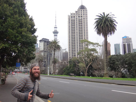 Auckland hat uns wieder... die dritte Ankunft und nichts hat sich verändert (Nur der Bart ist länger geworden)  :)