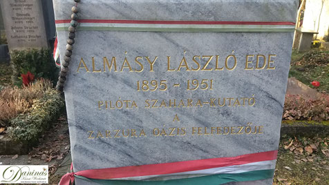 Am Salzburger Kommunalfriedhof befindet sich Grab von László Almásy, "den Englischen Patienten" aus dem gleichnamigen Film
