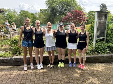 von links nach rechts: Karolina Janouskova, Marleen Preisig, Lenka Nemeckova, Stina Hawryluk, Leandra Schierl und Aaliyah Nies