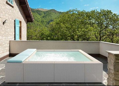 PISCINAS LAGHETTO
