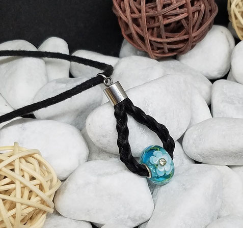 Kettenanhänger aus Pferdehaar, Pferdehaarschmuck, Schmuck aus Pferdehaar