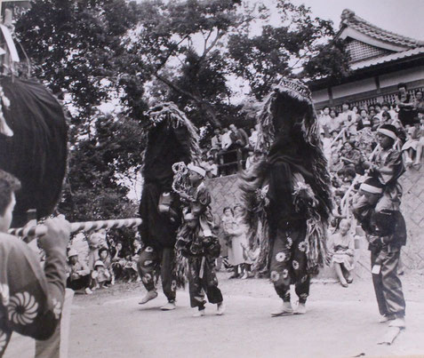 毎年旧暦10月13日に吉無田郷の氏神・麻利支天王神社の祭礼に奉納されます。