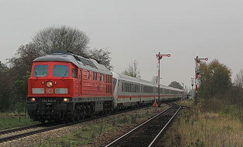 BR 234 mit Umleiter-EC in Schwindegg.