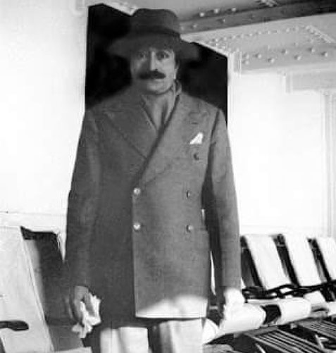 1932