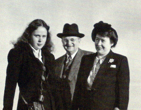 The Duce family in Arabia in 1947