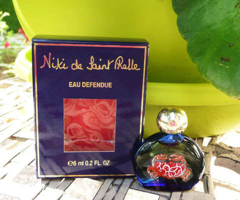 EAU DEFENDUE - 6 ML - MINIATURE DECOREE D'UN DES SIGNES ASTROLOGIQUES