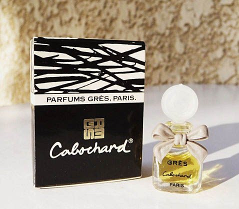 CABOCHARD - MINIATURE PARFUM 1,5 ML - BOUCHON PLASTIQUE BLANC, NOEUD BEIGE -  BOÎTE A RABAT DIFFERENTE DES PRECEDENTES