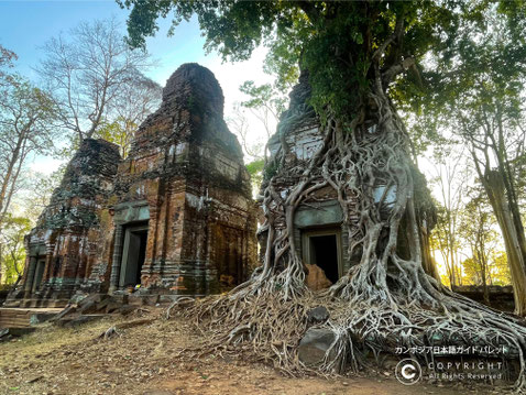 コーケー遺跡群のプラサート・プラム寺院 9