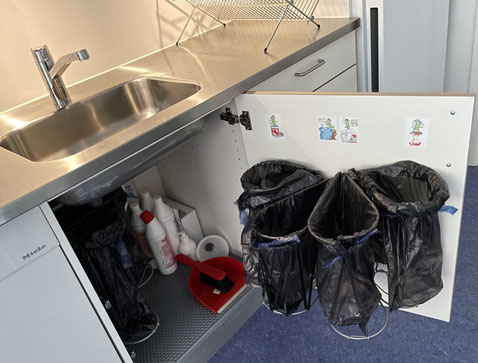 Køkken affaldsstativer - 7 delt affaldssorteringssystem