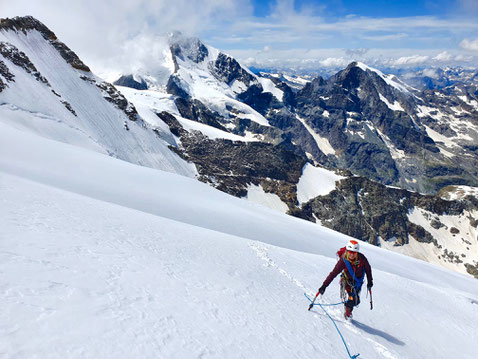 Piz Palü Bumillerpfeiler, Bumiller, Palü Nordwand, mittlerer Nordwand Pfeiler Piz Palü, Diavolezza, Bergsteigen, Graubünden, Pontresina, Engadin