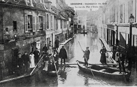 Crue de l'Aisne de 1910, à Soissons, rue du Plat d'Etain