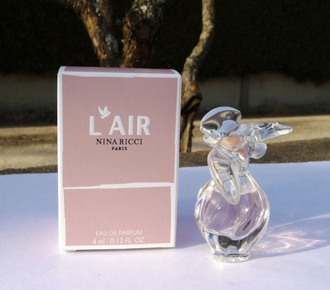 5) L'AIR - EAU DE PARFUM 4 ML - GROSSE BOÎTE 2012