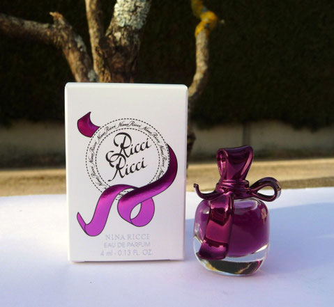 2) RICCI RICCI - EAU DE PARFUM 4 ML - GROSSE BOÎTE 2012
