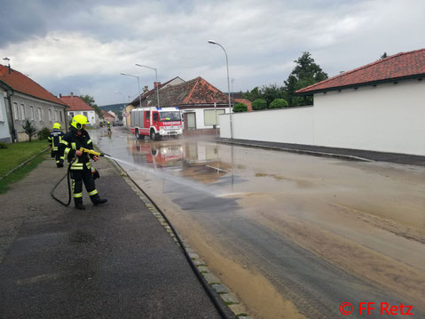 Feuerwehr, Blaulicht, FF Retz, Unwetter