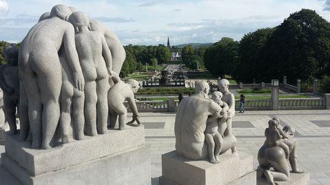 Figuren im Vigelandpark in Oslo