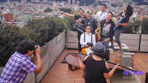 Fotógrafo para bandas musicales ArnicoEstudio.com