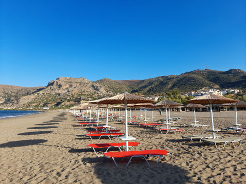 Welche Vorteile bietet eine Reisekreditkarte im weltweiten Ausland? Ist ein Versicherungsvergleich für die Reisekreditkarte sinnvoll? Hier alle Fragen zur Reisekreditkarte und Auslandskreditkarte und unsere Antworten