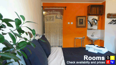 Bed and Breakfast Amsterdam West Rooms, check availability and prices.  Comfortable private room with double bed. The rooms are located downstairs overlooking the canal behind the house.