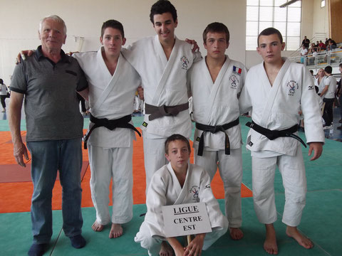 l'équipe cadets champ de France à Toulon  juin 2011