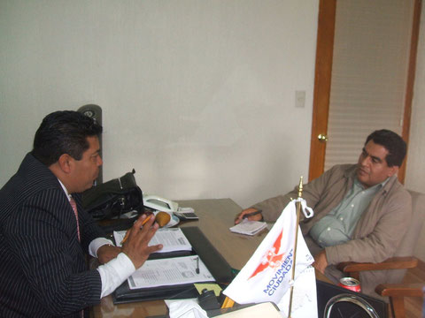 El legislador Miguel Ángel Xolalpa entrevistado por Ricardo Espejel, señaló que la candidatura de la alianza por Chalco, está entre Vicente Onofre y Erasmo Calderón. (Foto Benito Espejel)