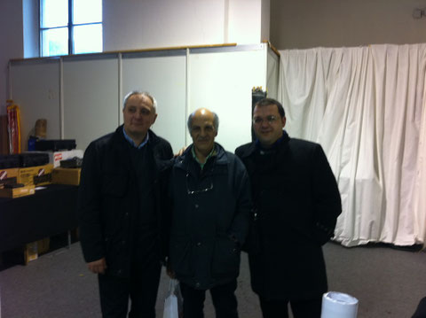Fiera di Pompei 19-02-11 , IZ8AJU Peppe- IK8DYM Emilio - IZ8KVW Guglielmo -