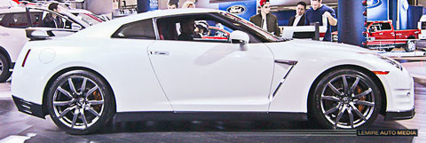 DODGE CHALLENGER HELLE CAT 2016