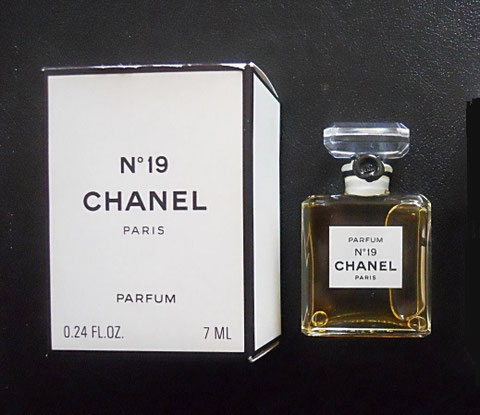 N° 19 - PARFUM 7 ML