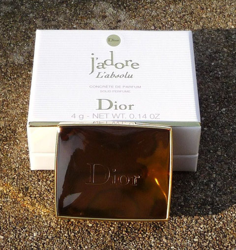 2) DIOR : J'ADORE L'ABSOLU CONCRETE DE PARFUM