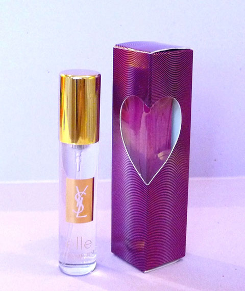 SAINT-VALENTIN 2009 - ELLE VAPORISATEUR EAU DE PARFUM DANS BOÎTE A FENÊTRE EN FORME DE COEUR