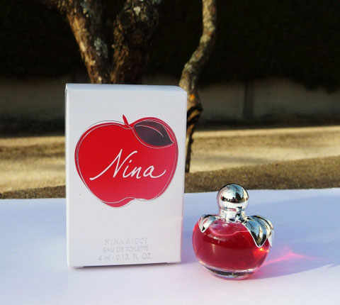3) NINA 2 - EAU DE TOILETTE 4 ML - GROSSE BOÎTE 2012