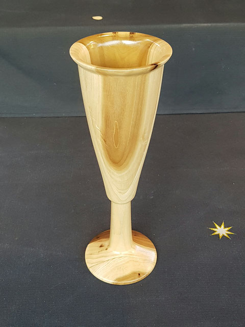 Kelch aus Tulpenholz sFr. 115.-
