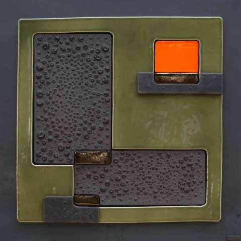 Terre cuite sur plaque d'acier - Hauteur : 62cm - Largeur : 62cm - Disponible à la vente