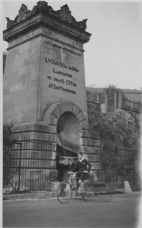 Ludwigsbrunnen Mai 1931 - auf dem Fahrrad Adolf Pastor