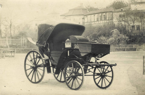 1900-1910. Foto Bauer-Kornacher Ecke Hellergasse Krumme Gasse