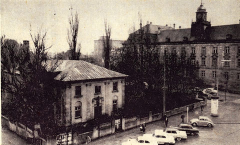 Die Barthelsvilla kurz vor dem Abriss für den heutigen Kaufhof - die Stadt tauschte damals das Gelände gegen das der alten Gelatinefabrik und einem weiteren Innenstadtgrundstück..... 