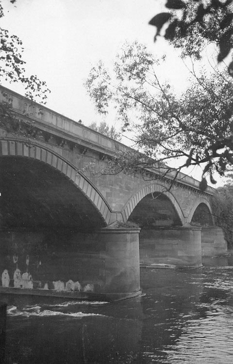 Alte Brücke über den Saumain 1931 - Danke an Holger Meyer