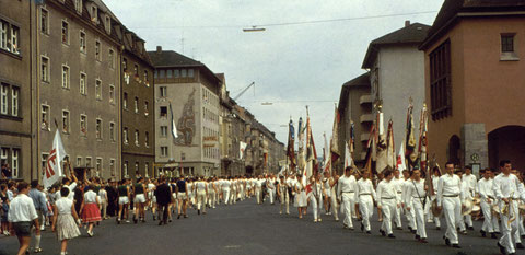 23. Juli 1961 - Turnfest in Schweinfurt - Umzug in der Luitpoldstraße