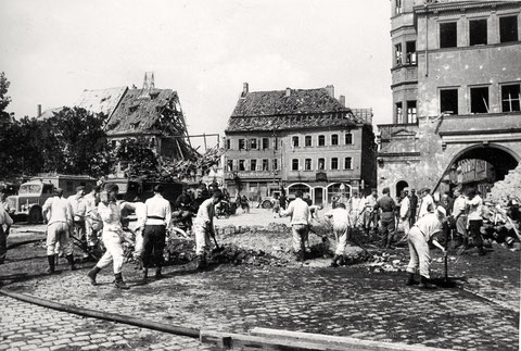 1944 nach Bombenangriff