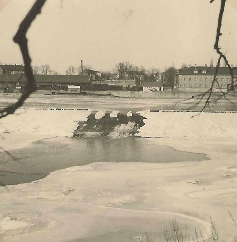 Elefantenbuckel im Winter - Blick auf Stadtbahnhof und Zollamt