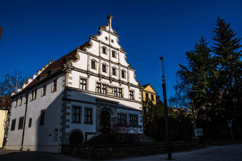 Altes Gymnasium am Martin-Luther-Platz - 1