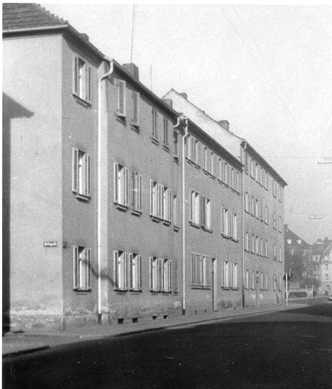 Feldgasse nach Wiederaufbau