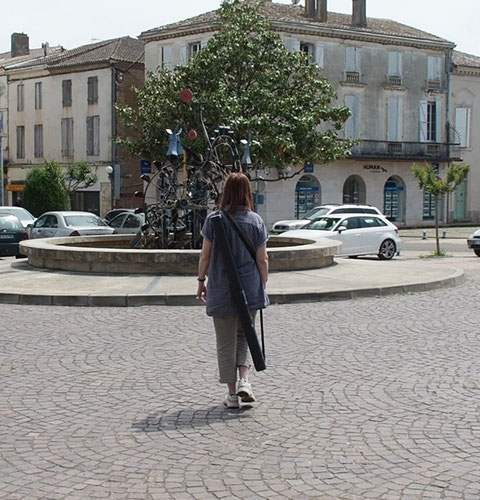 Place Jean Jaurès à Tonneins (photographie Catherine Ghobert)