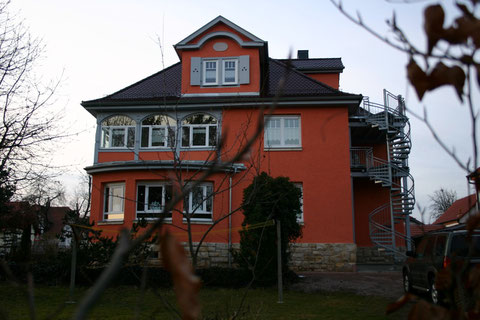 Februar 2012