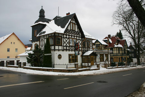 Aufnahme Januar 2013 - rechts daneben das ehemalige Kurheim Schilling