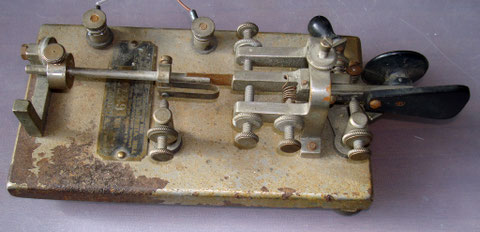1919 VIBROPLEX No. 4 Nickel-plated base (c)