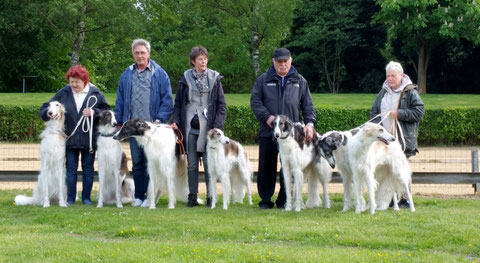 So ein gelungenes Gruppenbild ist doch immer wieder eine Augenweide