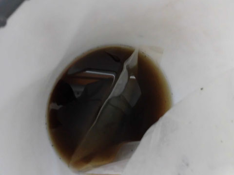 洗剤洗浄後の汚水