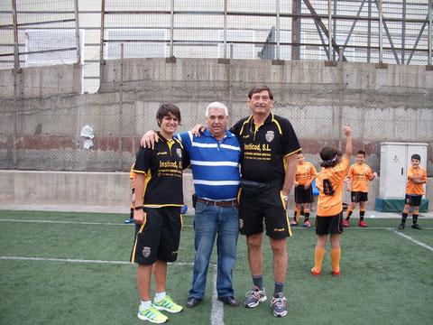 Cris, Juan y Quico. temp. 2011-2012.